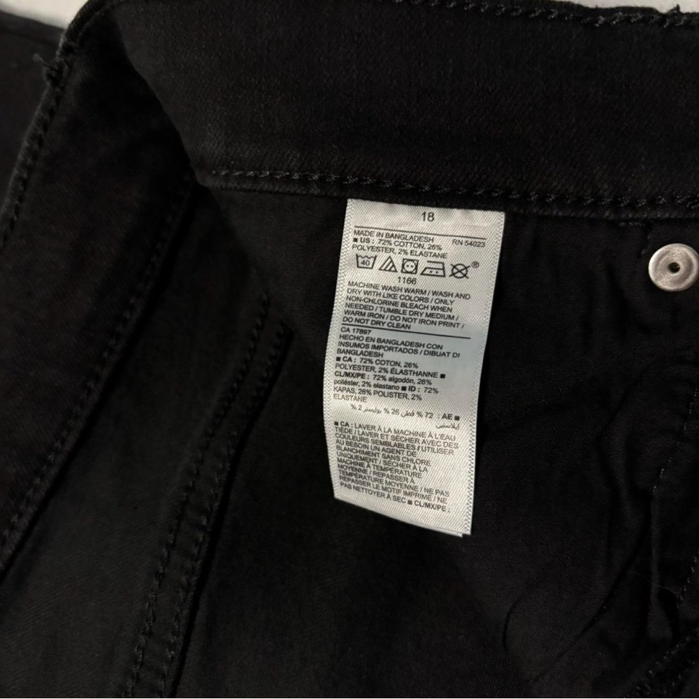 Old Navy Women's 18 The Power Jean High Rise Straight Leg Ankle Black Distressed - Picture 7 of 7